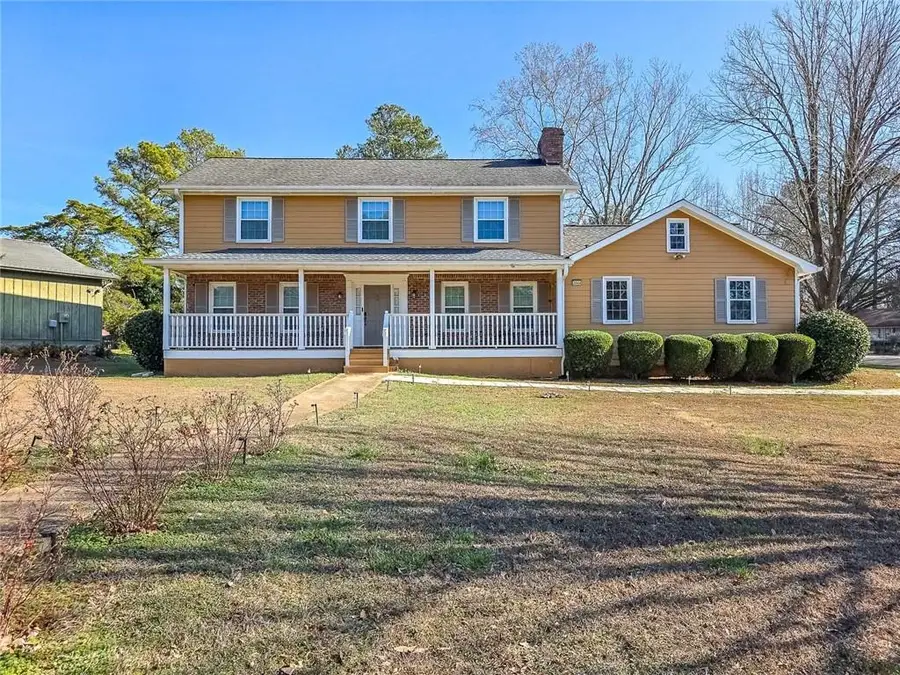 3944 Thornhill Drive Sw, Lilburn, GA 30047 - #3