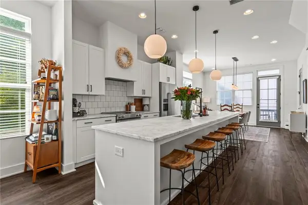 1221 Oxley Place Nw, Atlanta, GA 30307