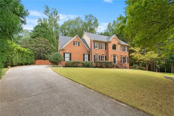 3505 Chartwell Drive, Suwanee, GA 30024