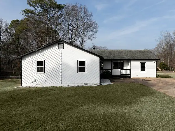 104 Mountain View Drive, Dallas, GA 30157