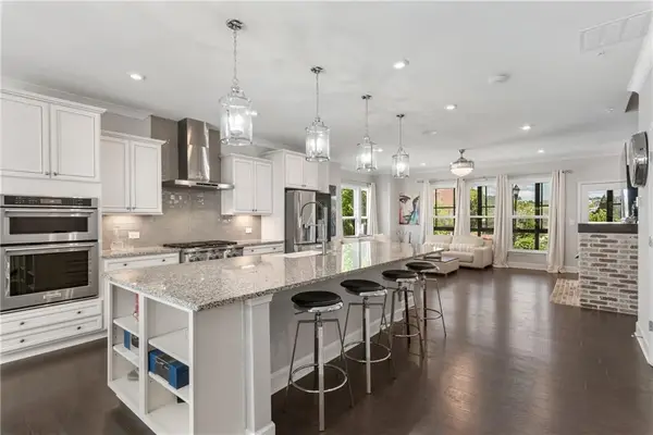 2111 Iverson Drive Se, Smyrna, GA 30080