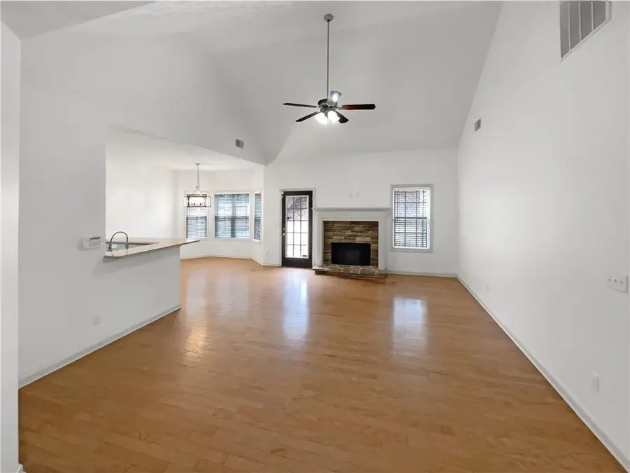 152 Autumn Glen Drive, Carrollton, GA 30117 - Image #3