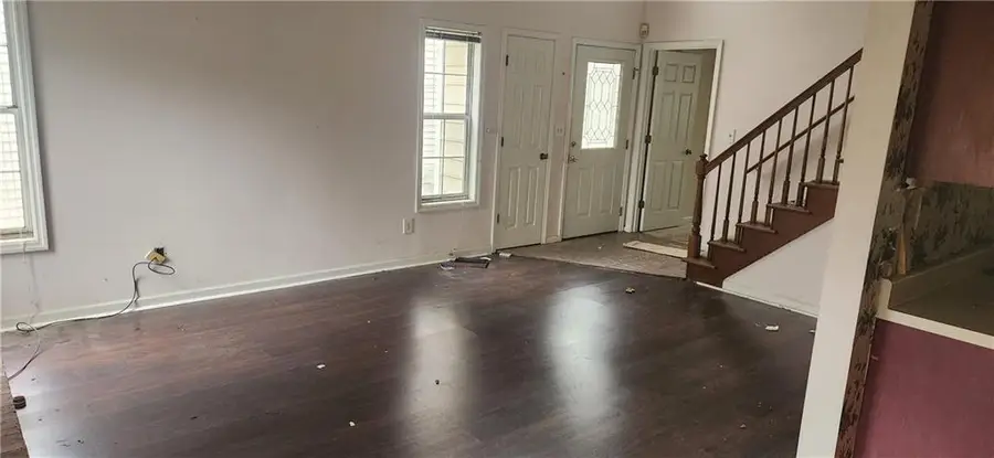 5188 Laurel Bridge Court Se, Smyrna, GA 30082 - Image #3