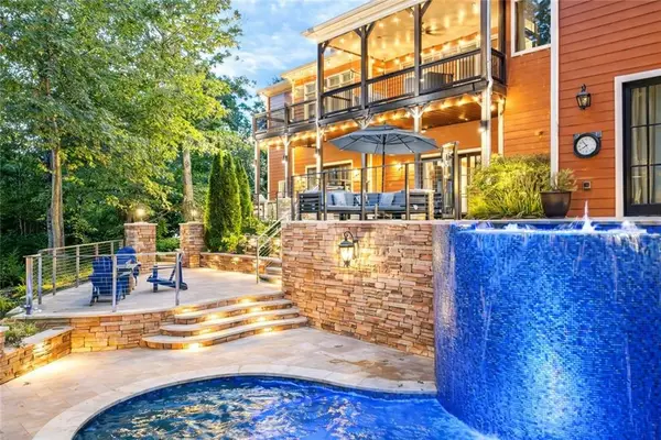 6225 Random Winds Bluff, Gainesville, GA 30506