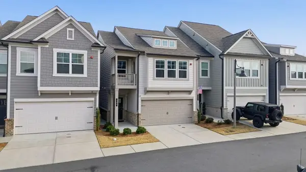 325 Hayden Circle, Woodstock, GA 30189