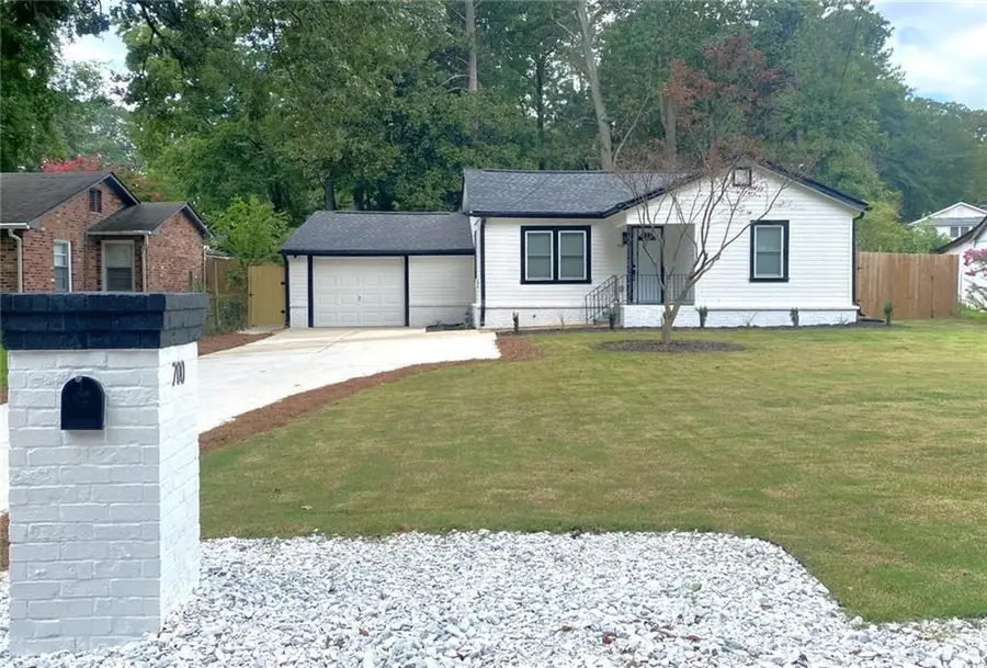 700 Appleton Drive Se, Marietta, GA 30008 - Image #2