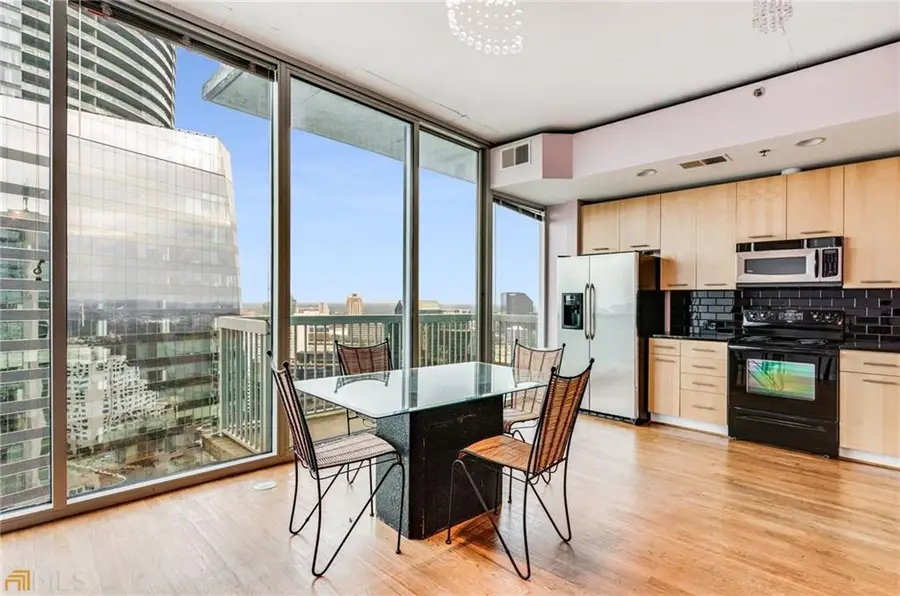 3324 Peachtree Road Ne #2515, Atlanta, GA 30326 - Image #2