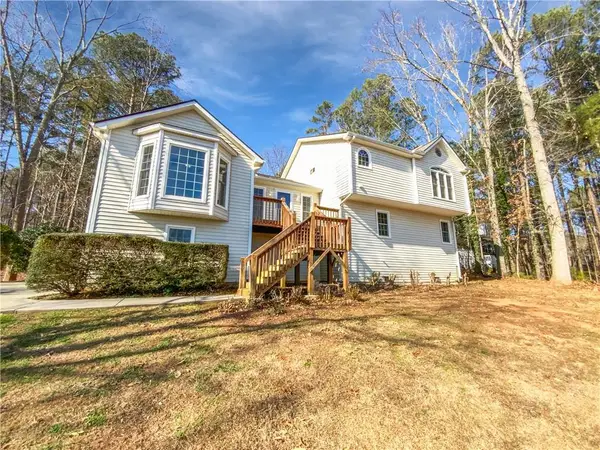 631 Driftwood Drive, Woodstock, GA 30189