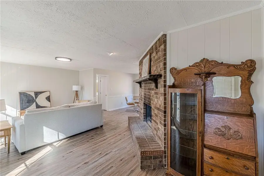 9178 Lakeview Drive, Covington, GA 30014 - Image #2