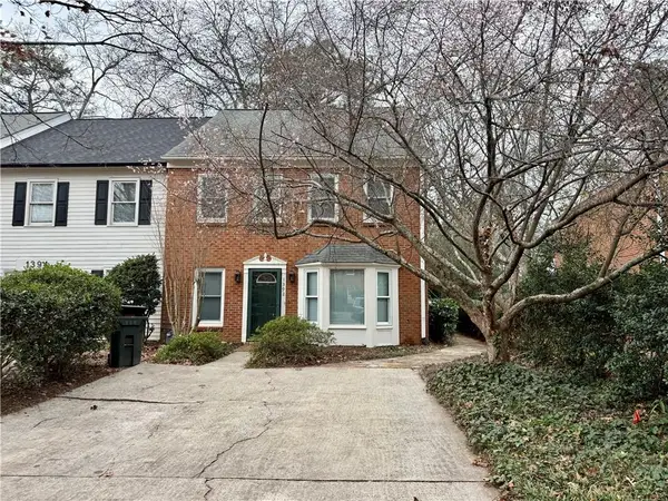 1392 Old Virginia Court Se, Marietta, GA 30067