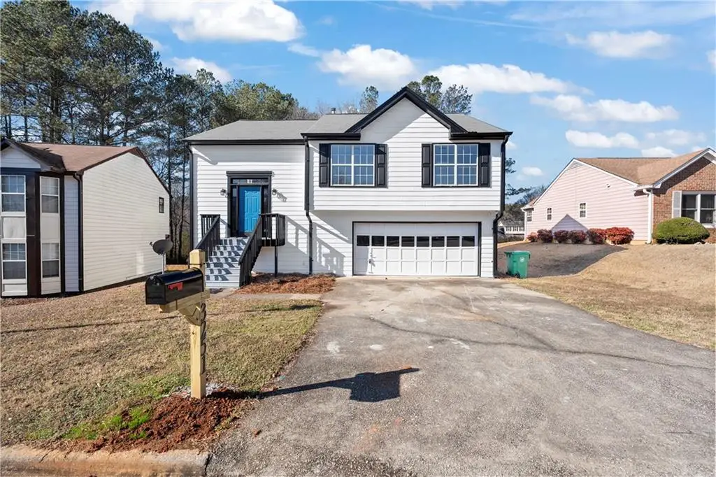 3251 Hunters Crossing Point, Lithonia, GA 30038 - Image #1