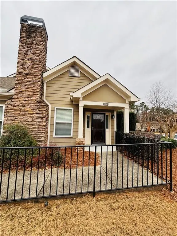 2317 Chimney Cottage Circle Ne #9, Marietta, GA 30066 - Image #2