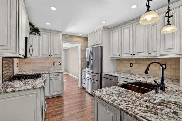 1352 Sheffield Glen Way Ne, Atlanta, GA 30329