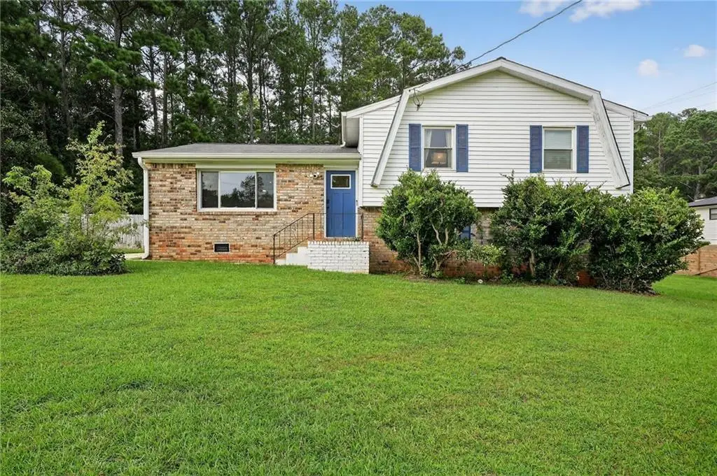 624 Village Lane Drive Sw, Marietta, GA 30060 - Image #1