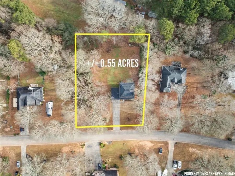 604 Fox Run, Winder, GA 30680 - #3