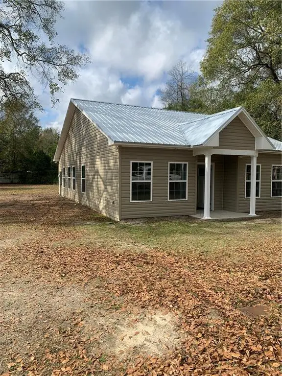 267 Saunders Street Sw, Pelham, GA 31779