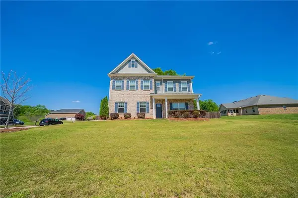 10 Edgewater Court, Covington, GA 30016