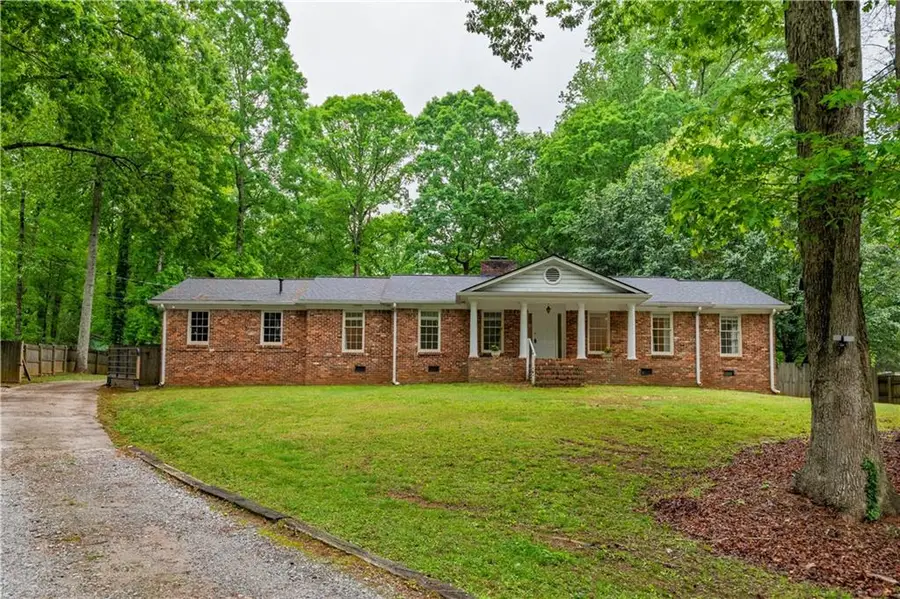 4240 Cascade Road Sw, Atlanta, GA 30331 - Image #2