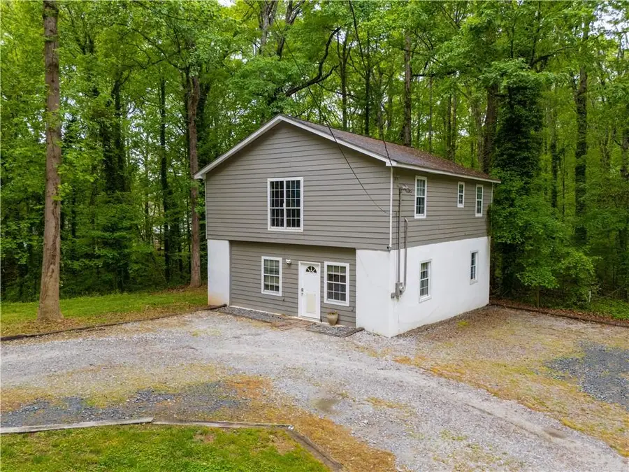 4242 Cascade Road Sw, Atlanta, GA 30331 - Image #2