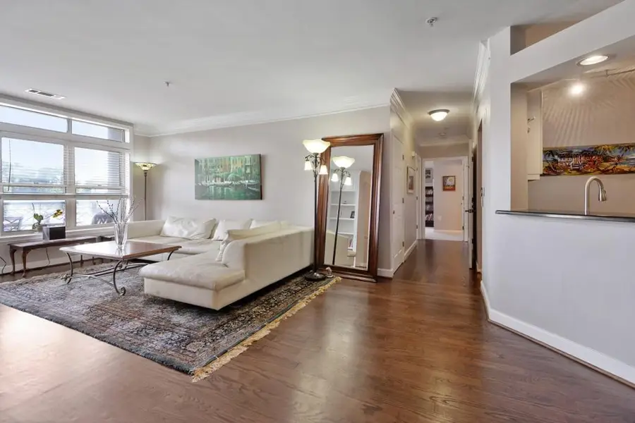 3334 Peachtree Road Ne #109, Atlanta, GA 30326 - Image #3