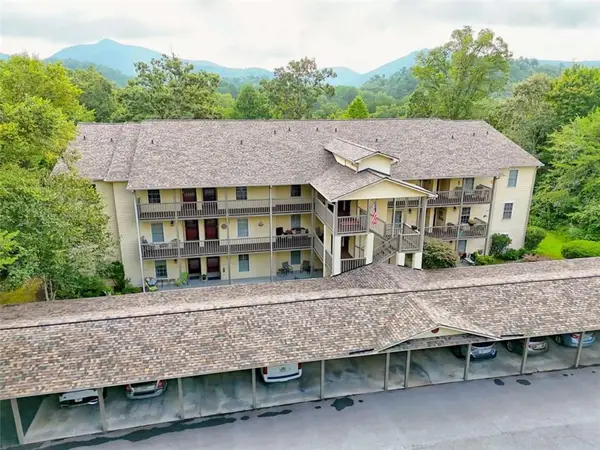 300 Ginger Creek #203, Clayton, GA 30525