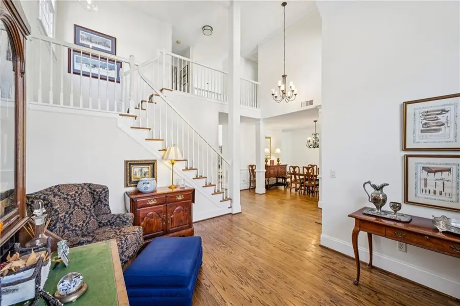 1055 Brookhaven Walk Ne, Atlanta, GA 30319 - Image #3