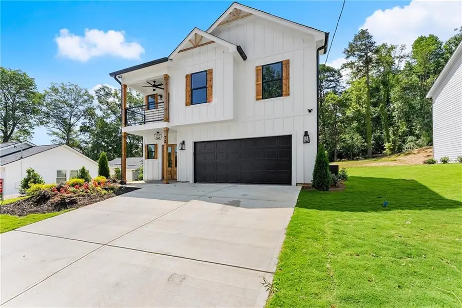 172 Llewellyn St, Clarkesville, GA 30523 - #3