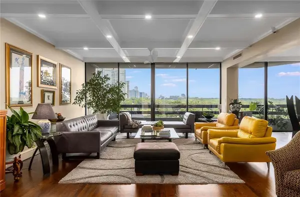 2660 Peachtree Road Nw #13F, Atlanta, GA 30305