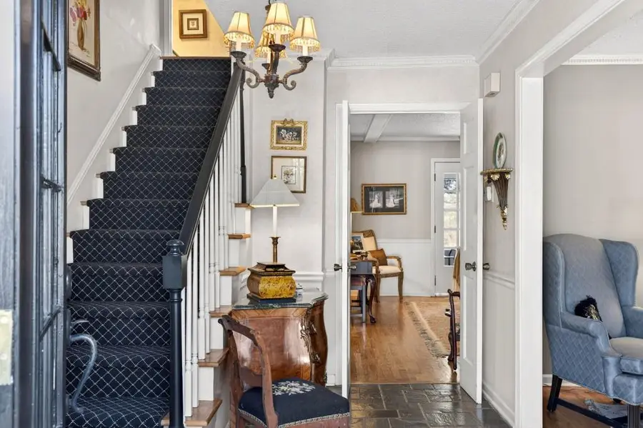 1127 Aurora Court, Dunwoody, GA 30338 - Image #3