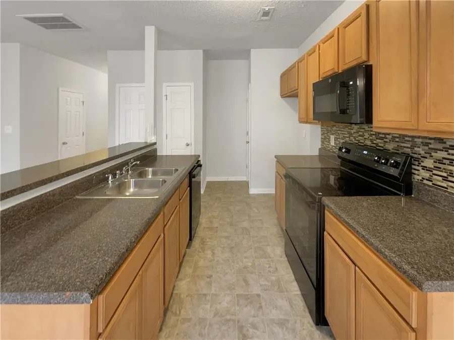 4944 Wexford Trail, Atlanta, GA 30349 - Image #2