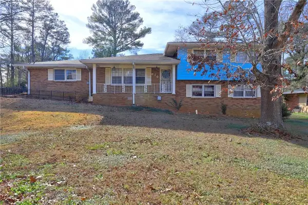 876 Belle Glade Drive, Stone Mountain, GA 30083