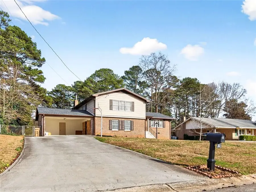 5657 Bob White Circle Nw, Lilburn, GA 30047 - #2