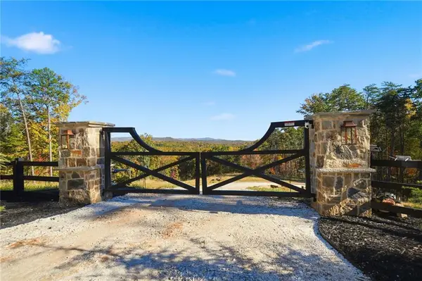 1500 Sunset Trail, Talking Rock, GA 30175