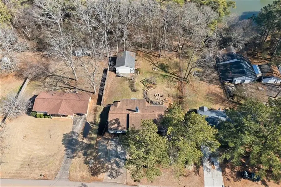 5329 Memorial Lane, Powder Springs, GA 30127 - #2