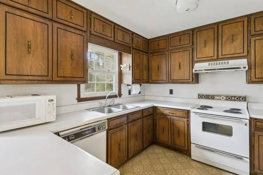 533 Avalon Drive, Fayetteville, GA 30214 - #3