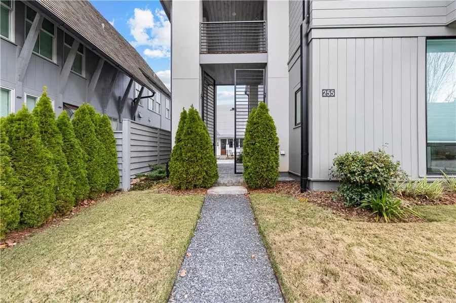 255 High Street, Fayetteville, GA 30214 - #2