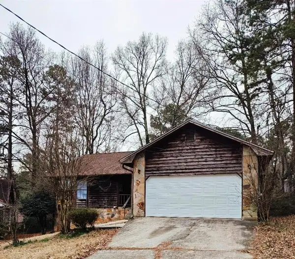 629 Woodsong Lane, Stone Mountain, GA 30087