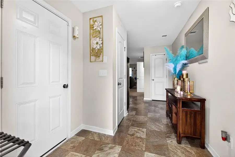 2080 Belmont Circle Ne, Conyers, GA 30012 - #3