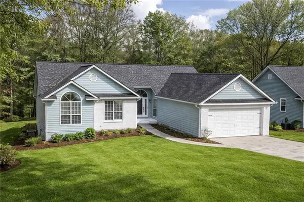 1515 Smoke Hill Drive, Hoschton, GA 30548