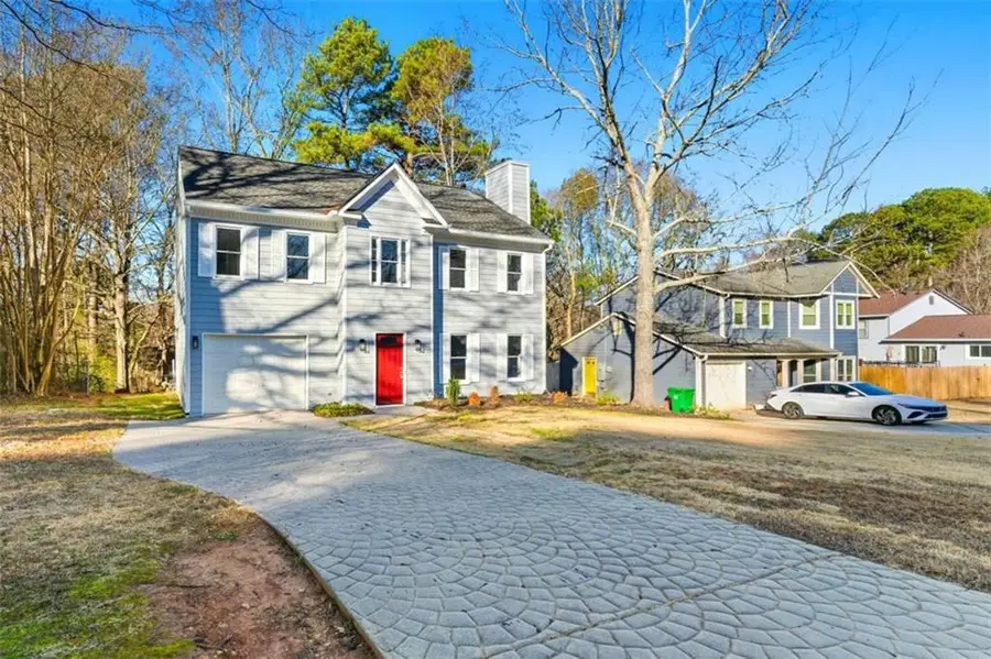 922 Fox Valley Court, Stone Mountain, GA 30088 - Image #2