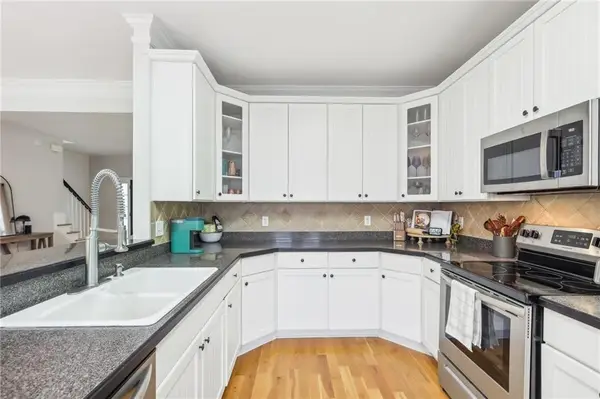 49 High Point Circle, Newnan, GA 30265