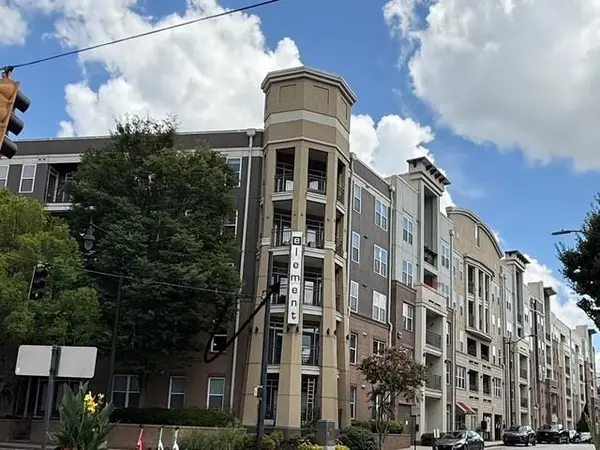 390 17th Street Nw #3020, Atlanta, GA 30363