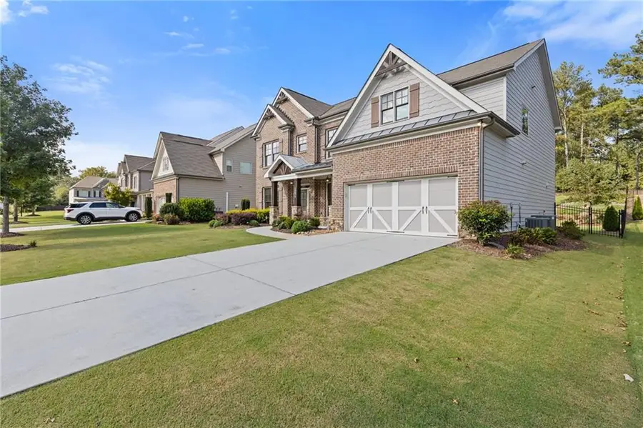 4867 Hunters Grove Way, Sugar Hill, GA 30518 - Image #3