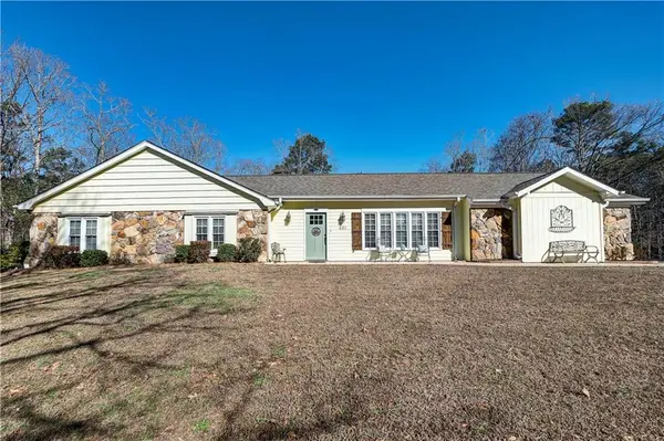 651 Camelot Circle Nw, Calhoun, GA 30701