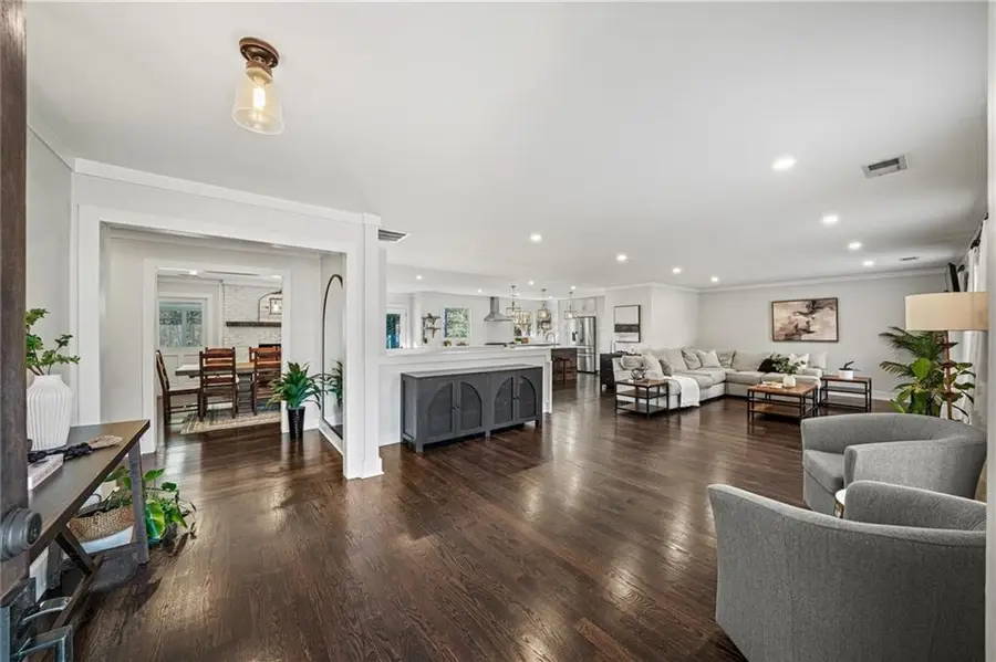 1570 King Arthur Court Se, Smyrna, GA 30080 - #2