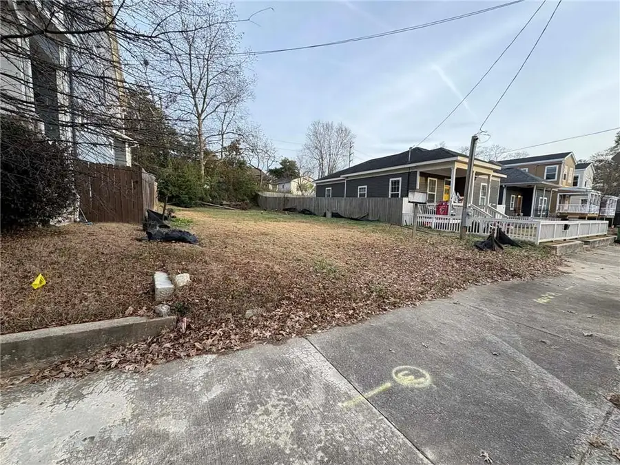 581 English Avenue Nw, Atlanta, GA 30318 - #2