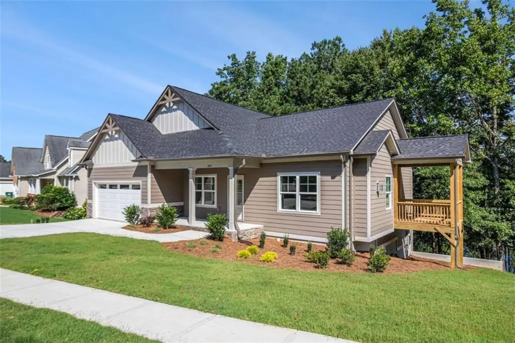 301 Retreat Way, Carrollton, GA 30116 - #1