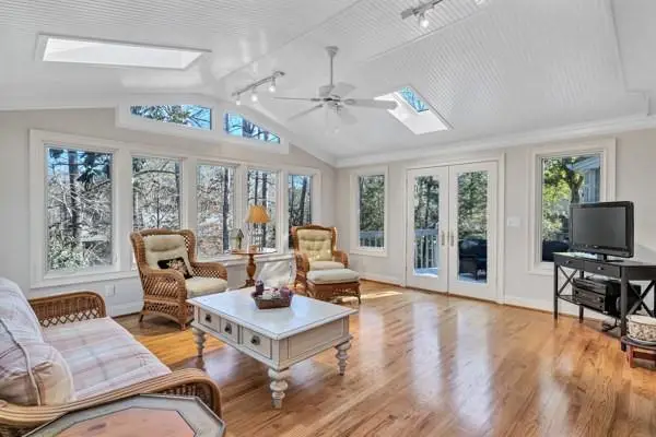 1564 Biddle Court, Dunwoody, GA 30338 - Image #3