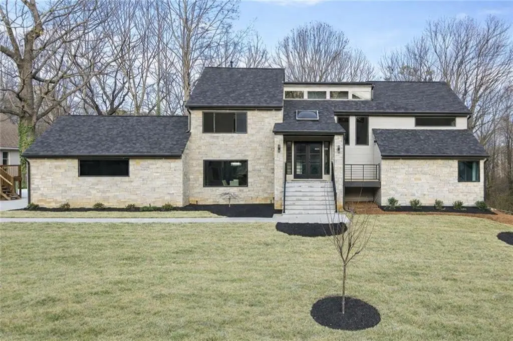 250 Bruton Way, Atlanta, GA 30342 - Image #1