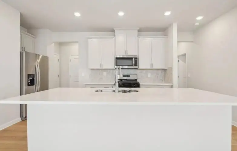 2812 Manor, College Park, GA 30337 - Image #3